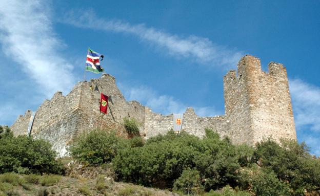 Patrimonio invierte 311.000 euros en la restauración de la casa colgante del castillo de Cornatel