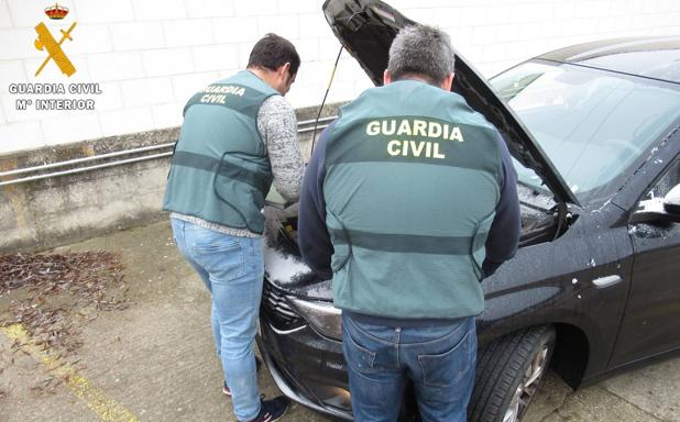 La Guardia Civil detiene a un vecino de Toral de los Vados por estafar 13.000 euros en la compra-venta de un vehículo