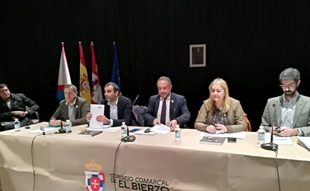 El Consejo da luz verde a la propuesta para delegar competencias del pleno a la junta de gobierno