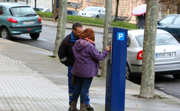 El Ayuntamiento estudia renunciar a implantar en otras calles de la ciudad las 134 nuevas plazas de ORA previstas para la Rosaleda