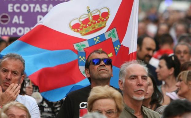 El PP insta a la sociedad berciana a acudir a la manifestación por la reindustrialización de la comarca del 16F