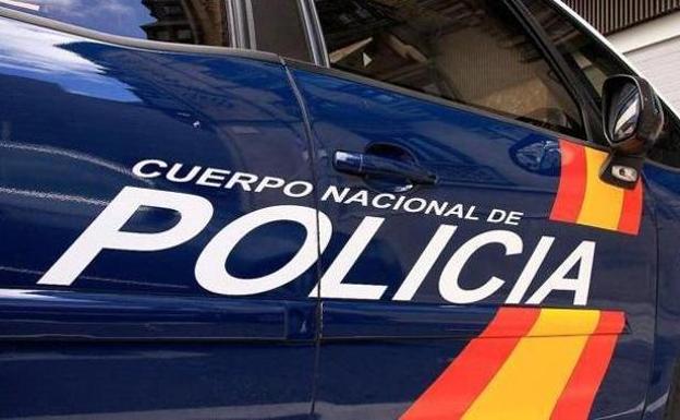 Detenido en Ponferrada por causar heridas leves a su pareja tras golpearla en la cabeza con un móvil