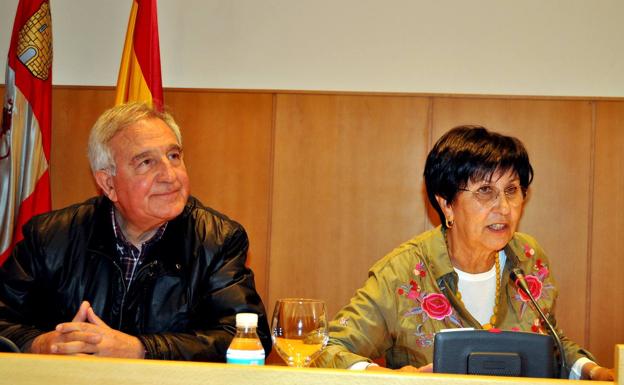 Promonumenta hace socio de honor al Instituto de Estudios Bercianos