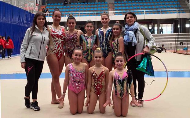 Seis gimnastas del club El Bayo consiguen plaza para el campeonato de España