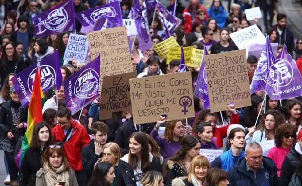 El Bierzo se une a la revolución feminista
