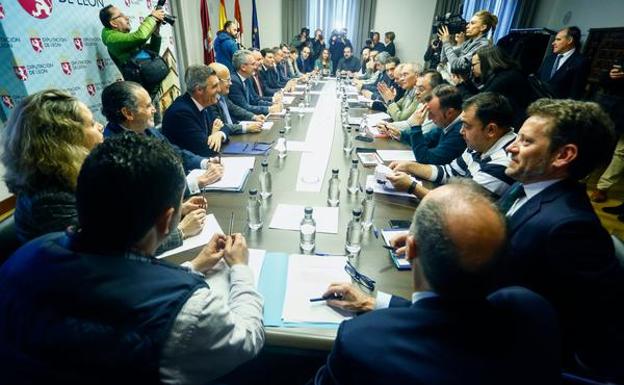 La Plataforma contra las Violencias Machistas del Bierzo y Laciana reivindica la presencia de mujeres en la Mesa por el Futuro de León