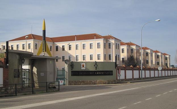 Una treintena de efectivos militares velan en Ponferrada por el cumplimiento del confinamiento obligatorio