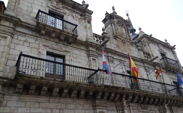 Los Servicios Sociales del de Ponferrada atienden a más de 600 personas para atenuar los efectos del confinamiento domiciliario