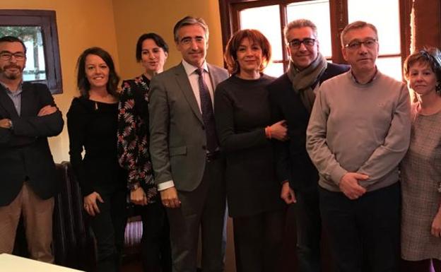 Los abogados de Ponferrada confían en la recuperación de su «amiga y compañera» Raquel Díaz y piden el «total esclarecimiento» del caso