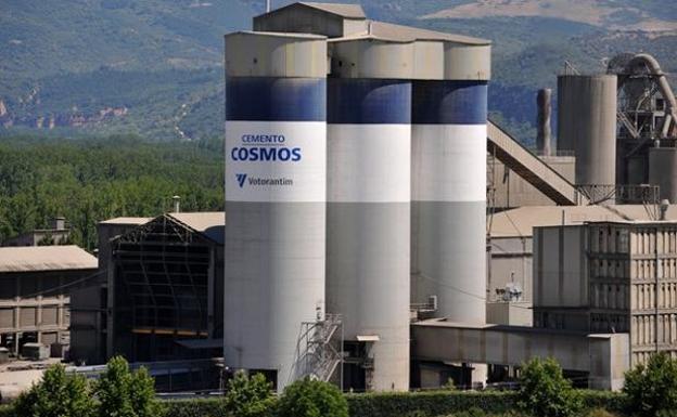Cosmos obtiene la autorización ambiental para utilizar neumáticos usados como combustible