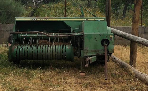 La Guardia Civil detiene a una persona como autor de un supuesto delito de hurto de una empacadora y otro de falsedad documental