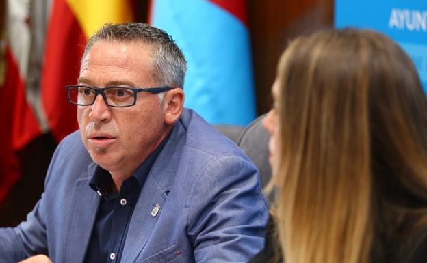 El PSOE de Ponferrada critica el uso «tendencioso y chantajista» de una sentencia contra Cartón del año 2003