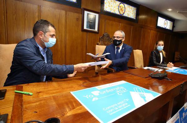 El Ayuntamiento de Ponferrada y la Cámara de Comercio firman un convenio para apoyar al comercio local