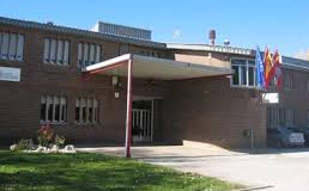 La Junta pone en cuarentena un aula en el CEE Bergidum de Fuentesnuevas por Covid