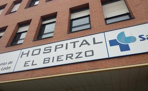 El Hospital del Bierzo cuenta con cuatro pacientes ingresados en la UCI y 20 en planta