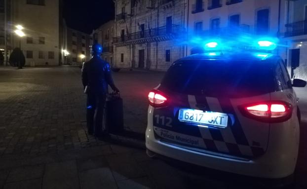 La Policía Local tramita cuatro denuncias por incumplir el toque de queda en Ponferrada