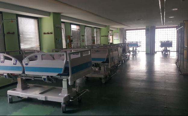 Se elevan a 77 los pacientes con covid-19 ingresados en el Hospital del Bierzo