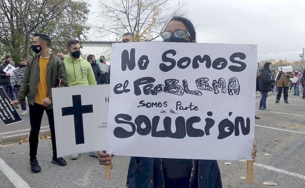 El Bierzo encara su día 1 sin bares y con una actividad mermada que pone en jaque al comercio