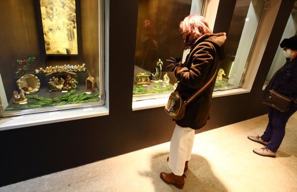 Exposición de belenes de los cinco continentes en el Museo Arqueológico de Cacabelos
