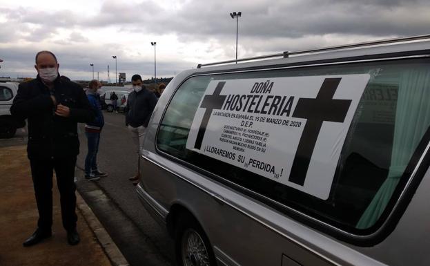 La hostelería berciana reprocha a la Junta la ausencia de medidas más duras durante la Navidad para frenar la tercera ola de la pandemia