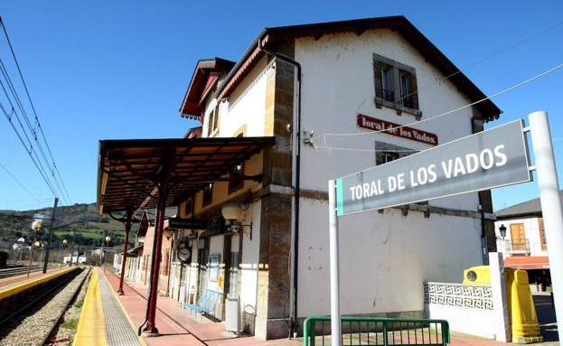 CB reclama integrar la estación de San Miguel de las Dueñas en el proyecto de plataforma logística ferroviaria del noroeste