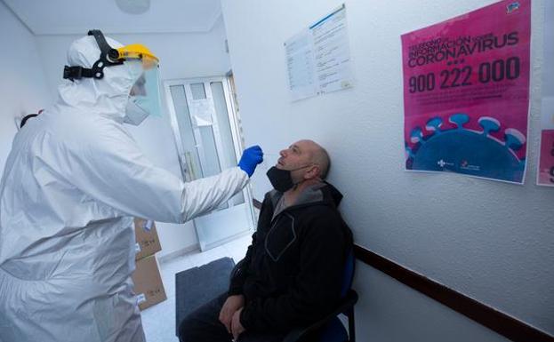 Detectados seis positivos de COVID-19 tras el cribado realizado a 132 residentes del municipio de Páramo del Sil