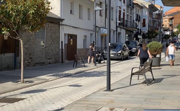 Toreno inicia una recogida de firmas en protesta por la supresión del servicio de pediatría