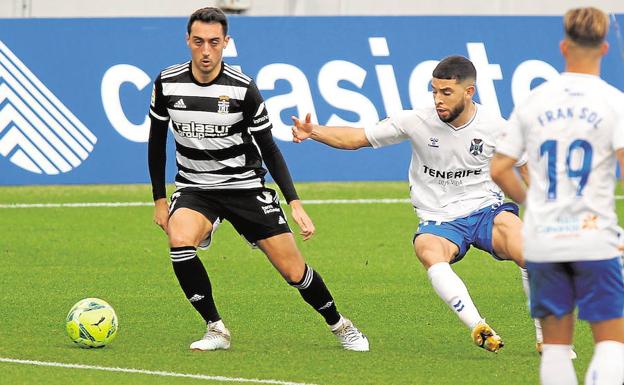 Aguza regresa a la Deportiva en el primer fichaje invernal