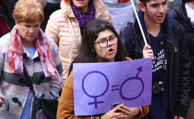 La crisis provocada por la pandemia agrava las «profundas desigualdades estructurales» entre el empleo de mujeres y hombres