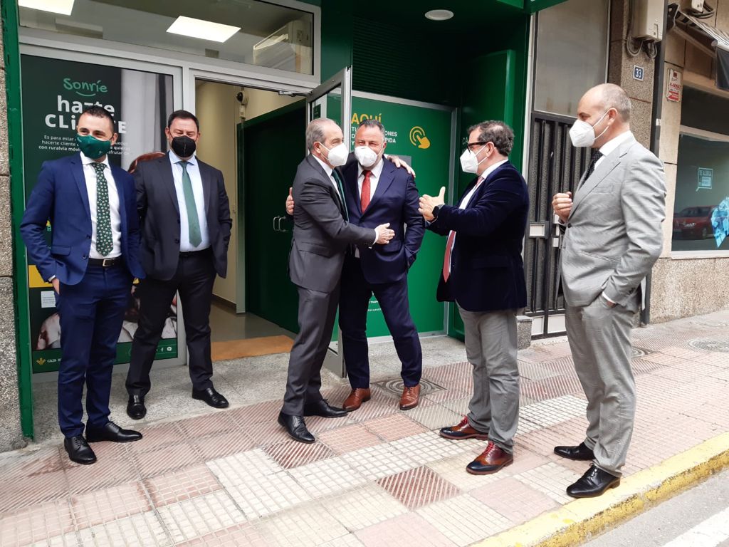 Caja Rural inaugura una nueva sucursal en Toral de los Vados