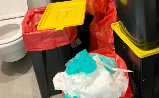 CSIF arranca a la Gerencia del Área de Salud el compromiso para que los enfermeros del Hospital del Bierzo dejen de retirar residuos