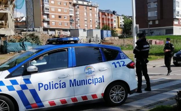 La Policía Municipal cursa 47 denuncias el fin de semana en Ponferrada por no llevar mascarilla y no respetar la distancia de seguridad