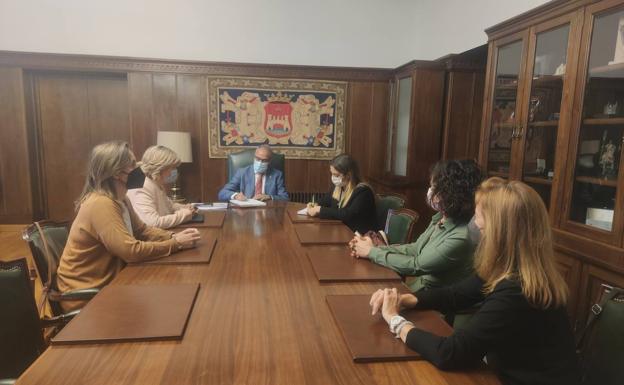 Asele y Ponferrada estrechan lazos para dar más visibilidad a empresarias y directivas bercianas