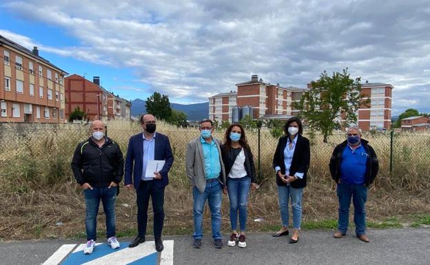 El PP critica la «desidia» del equipo de gobierno para solucionar los problemas de Fuentesnuevas