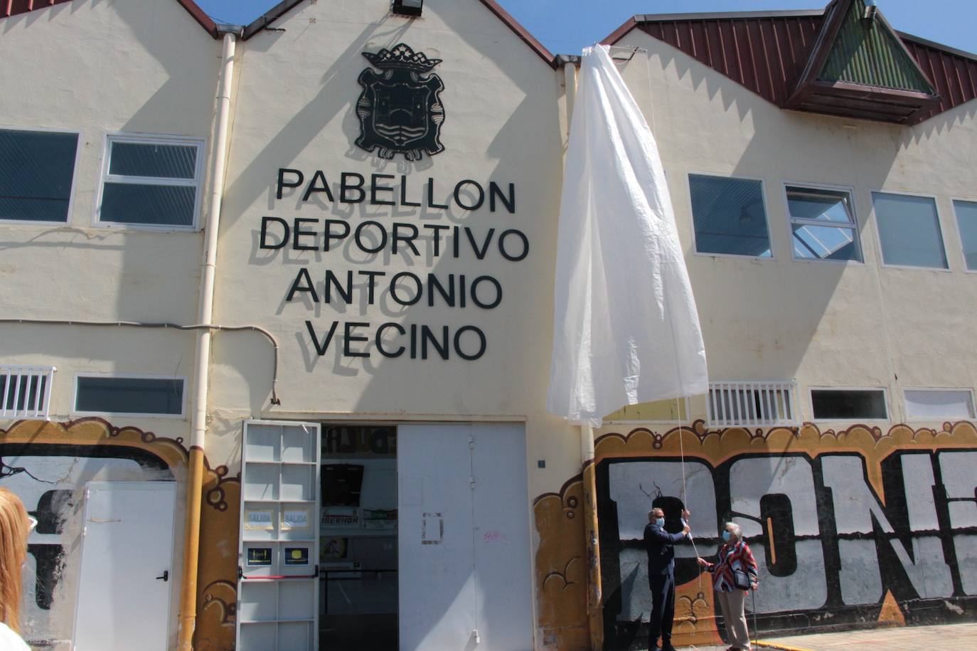 Nuevo nombre del pabellón del JT