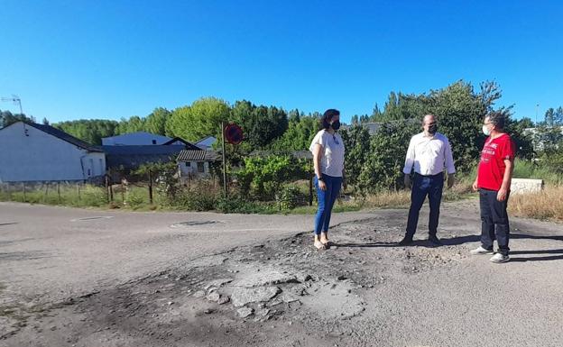 El PP propone actuaciones «urgentes» ante el «abandono» de Columbrianos