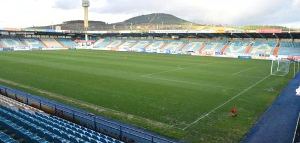 La Ponferradina empieza la liga con el Toralín al 40% en agosto