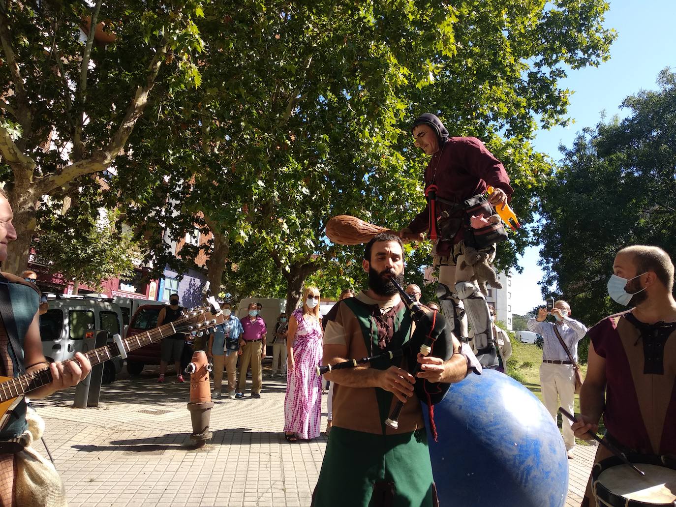 Ponferrada inaugura el Mercado Medieval de las fiestas de la Encina