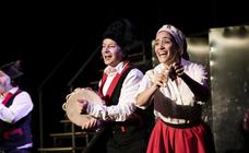 Llega al Bergidum la versión teatral del libro 'Fariña': una especie de 'Narcos' a la gallega