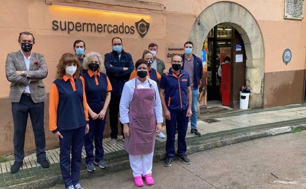 La apertura de un supermercado Claudio crea 5 puestos de trabajo en Villafranca del Bierzo