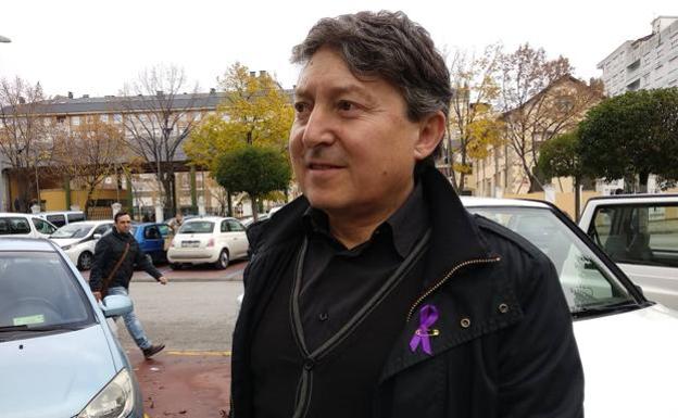 USE cree que la visita de Sánchez se salda con «un nueva foto forzada para el Instagram del alcalde»