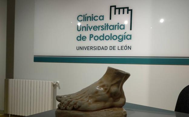 La Clínica Universitaria de Podología de la ULE pone al Campus de Ponferrada a la vanguardia de la tecnología