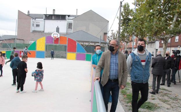 Ponferrada confía en que la aprobación de los presupuestos permita acabar con la «situación deplorable» d la pista de atletismo del 'Colomán Trabado'
