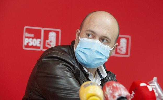 El PSOE exige a PP y Cs que dejen de hacer «política rastrera» con la Sanidad berciana y cumplan su compromiso con la radioterapia