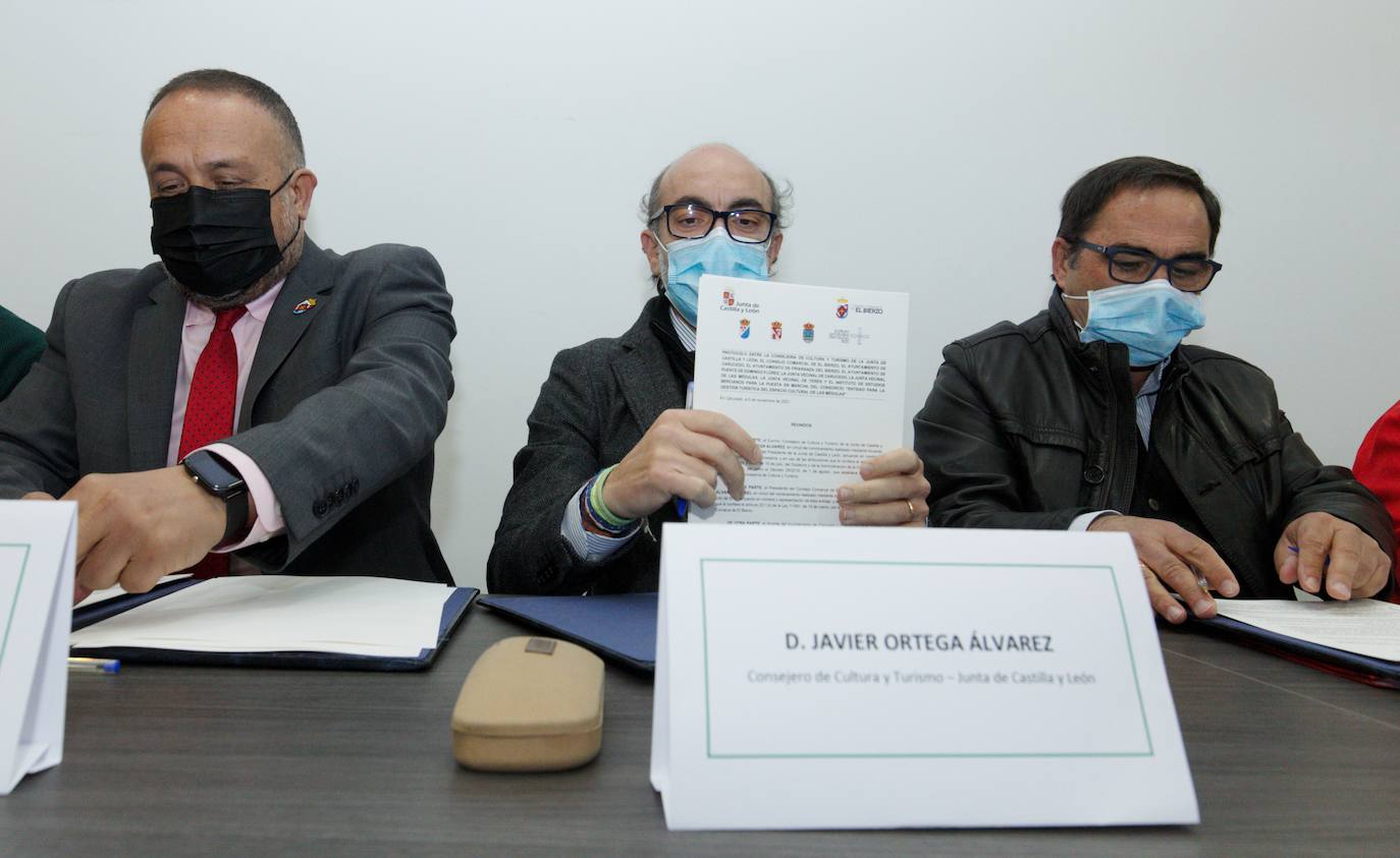 Firma del protocolo para la puesta en marcha del Consorcio Entidad para la Gestión Turística del espacio cultural de Las Médulas