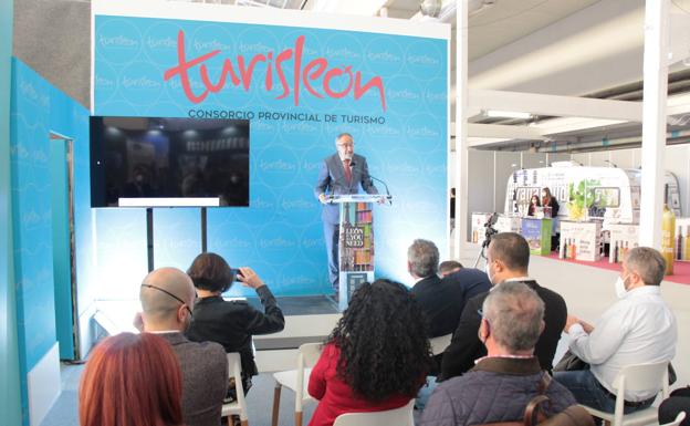 Ponferrada se reivindica en Intur como destino ligado al turismo inteligente, familiar y de naturaleza