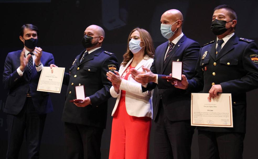 Los voluntarios de Protección Civil de Ponferrada reciben una mención honórifica de la Junta