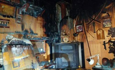 Los bomberos de Ponferrada sofocan dos incendios en viviendas en Vega de Valcarce y Toral de Merayo
