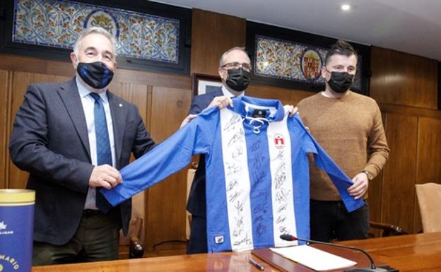 El presidente de la Ponferradina anuncia que el Club reforzará la plantilla con nuevos fichajes cedidos en el mercado de invierno