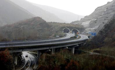 El Mitma adjudica por 8,1 millones la adecuación y mejora de la seguridad de varios túneles en León y Lugo